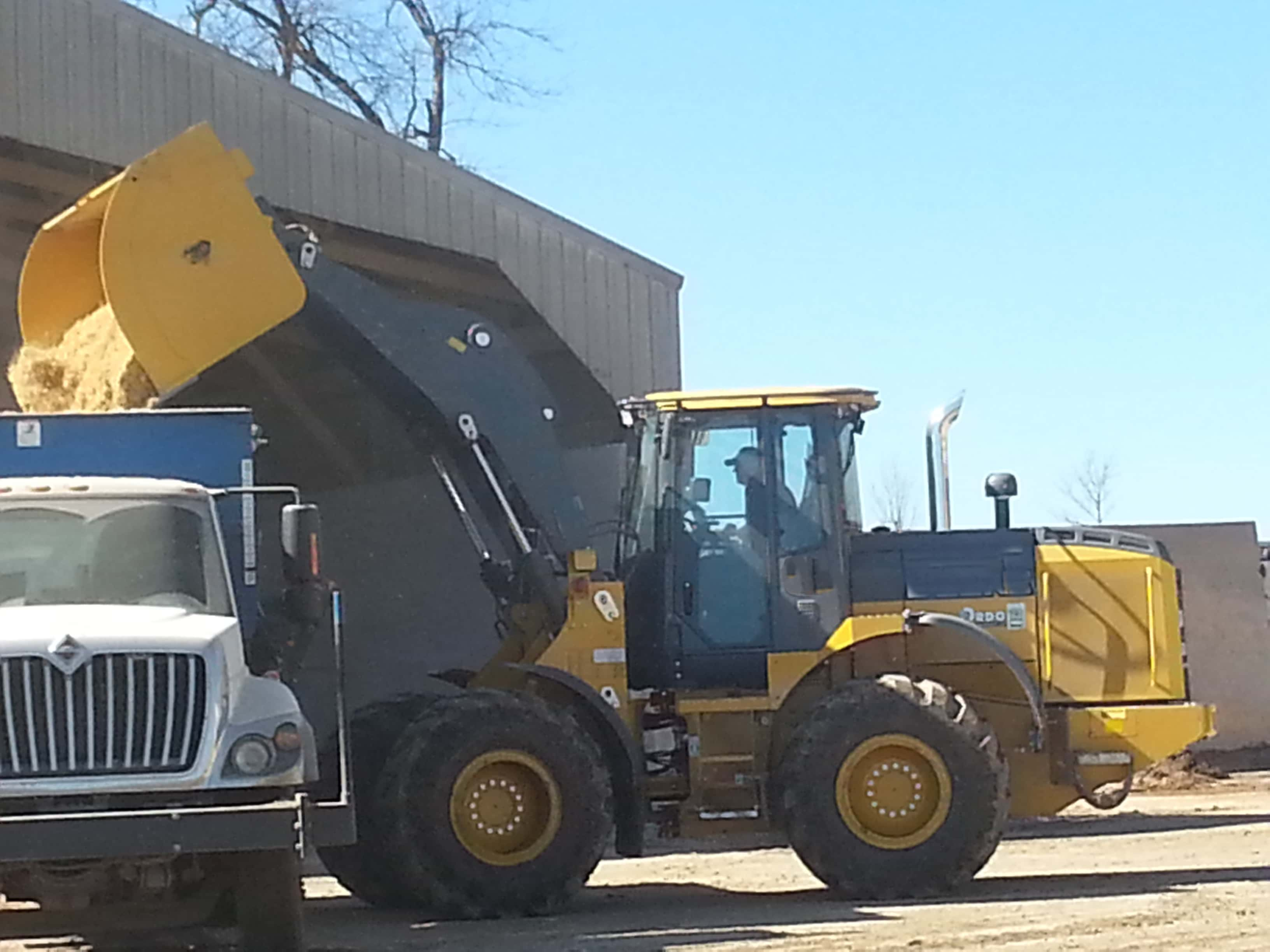 SILAGE BUCKET